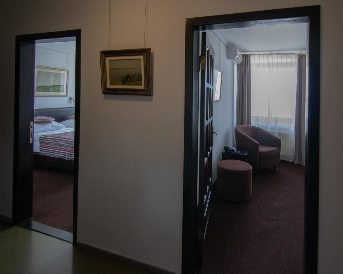 Knyazha Hora Hotel Kaniów Zewnętrze zdjęcie