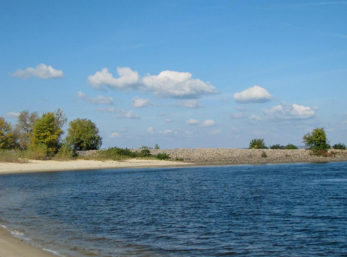 Knyazha Hora Hotel Kaniów Zewnętrze zdjęcie